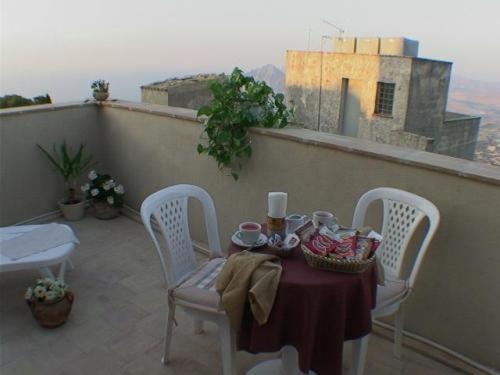 Hotel San Domenico Erice Luaran gambar